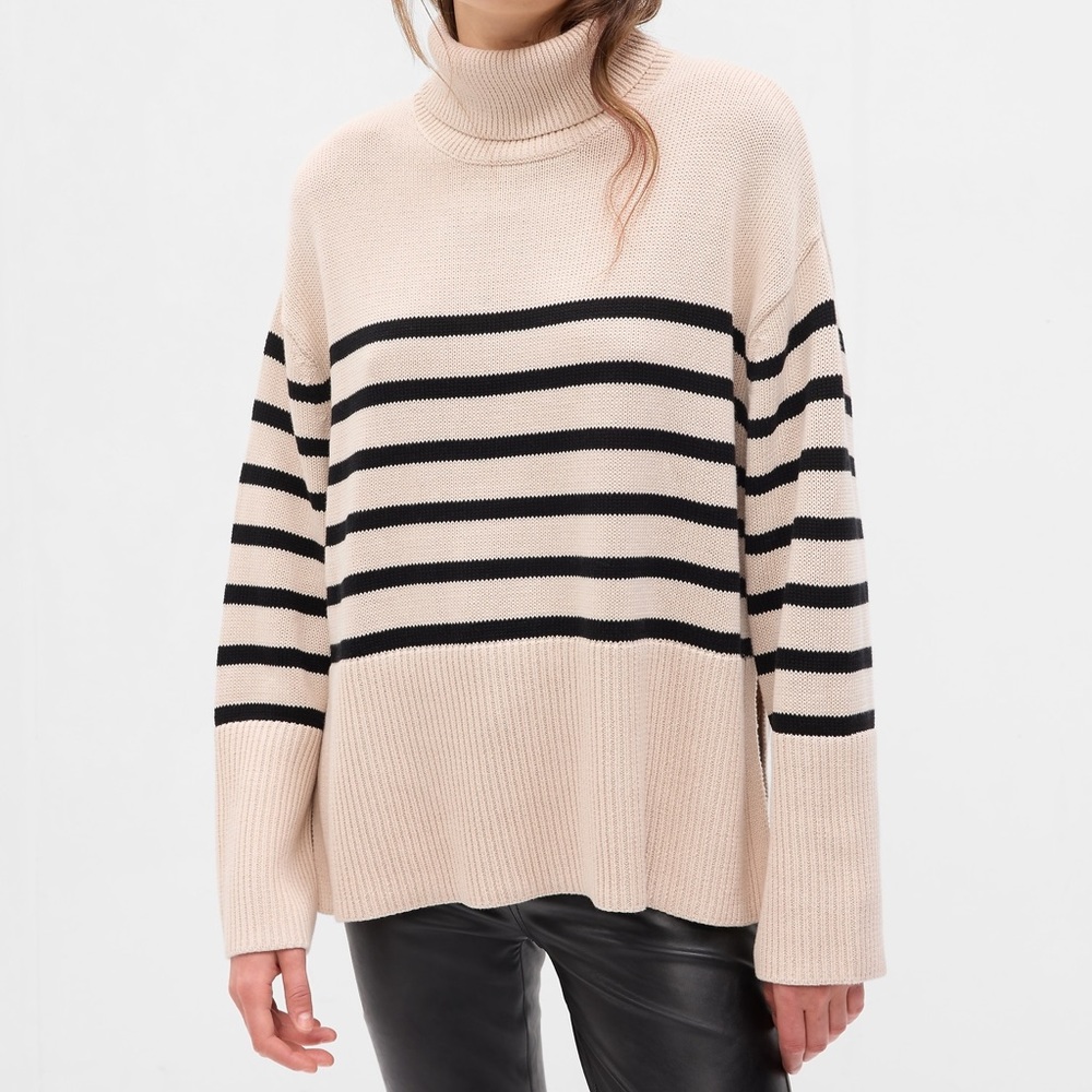 Gap 24/7 Split Hem Turtleneck Sweater